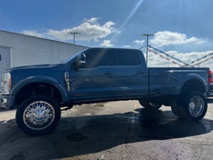 2023 Ford Super Duty F-450 Lariat Ultimate